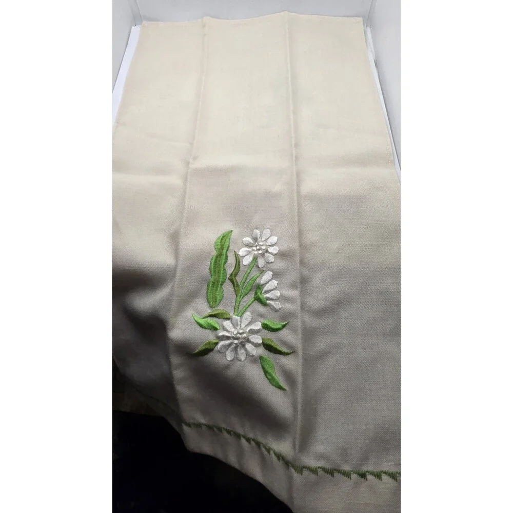 Vintage Hand Embroidered Ivory Floral  Cloth Napkin Set of 2 Dinnerware